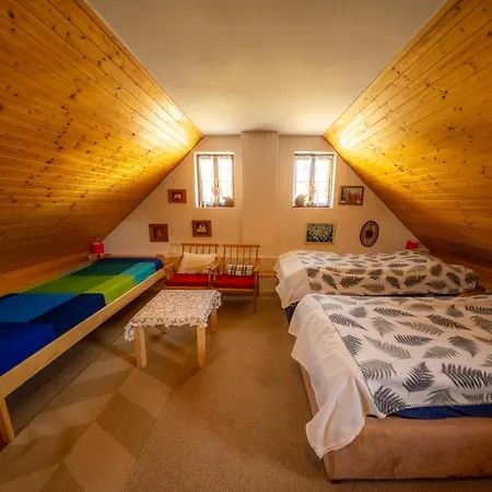 Lantställe Ubytovani Hrusice